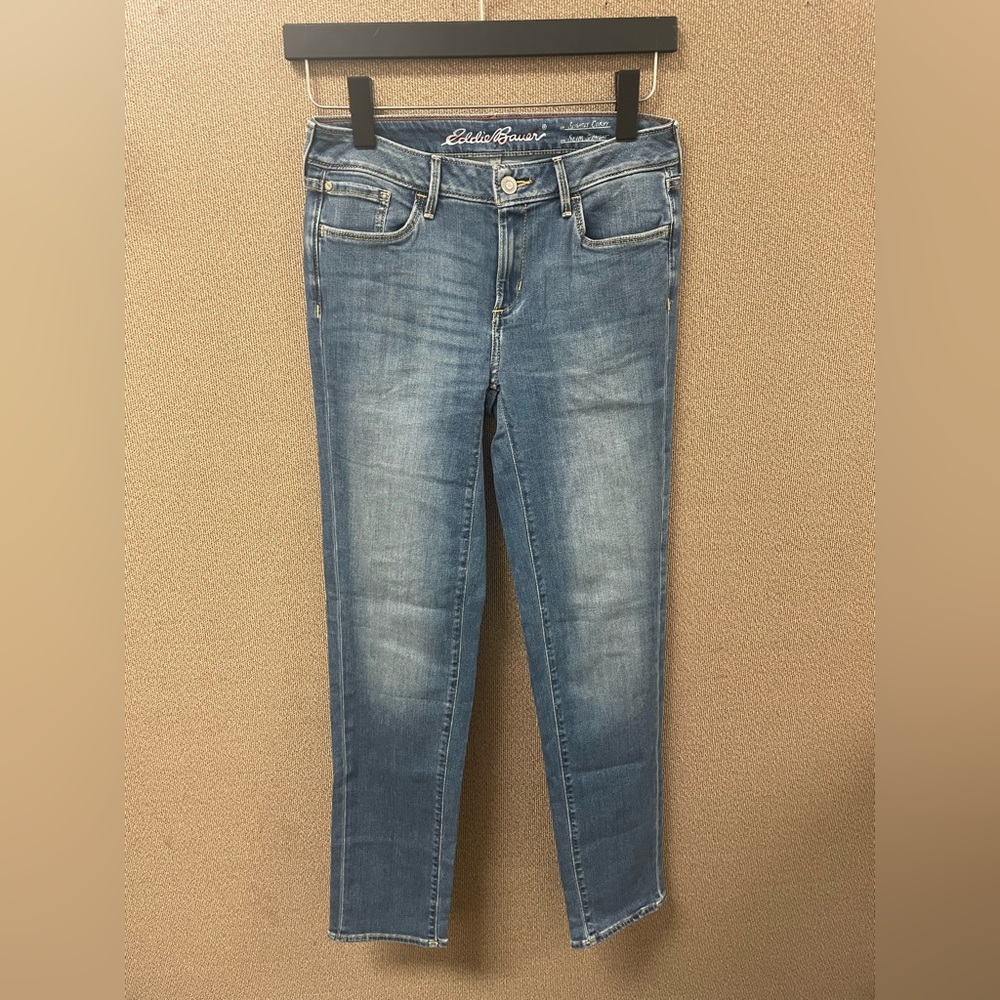 Women Eddie Bauer Blue Skinny Jeans with Classic Style, size 6